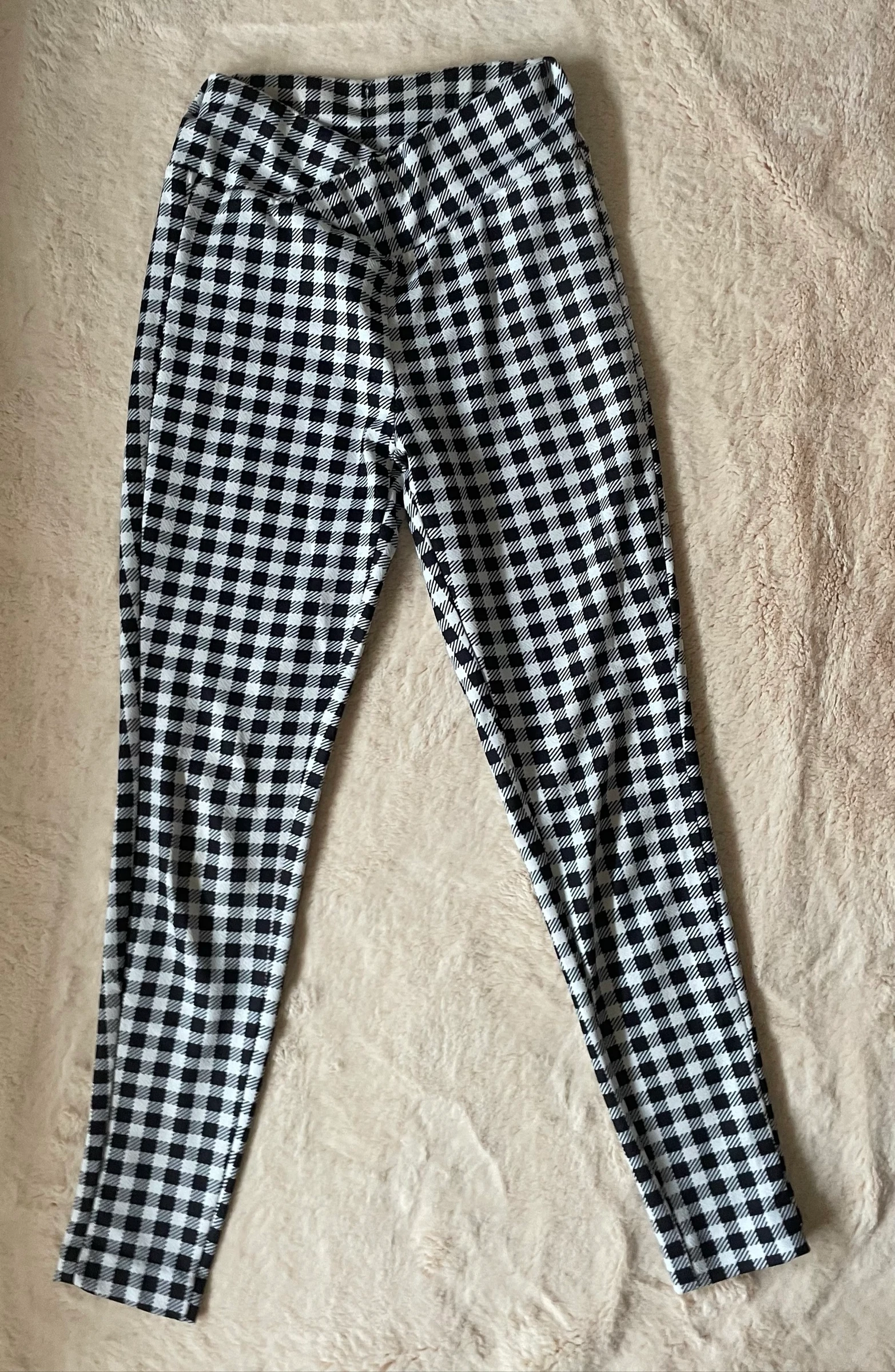 Leggings efecto pantalón de cuadros blanco y negro